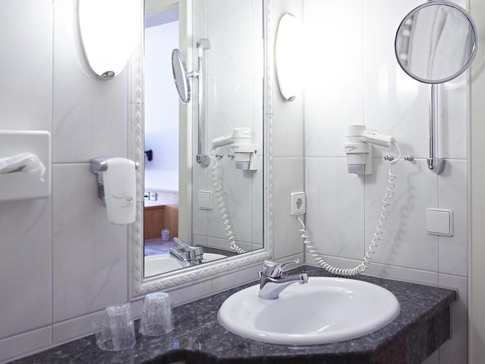 Landhotel Graf Obereggenen Room photo